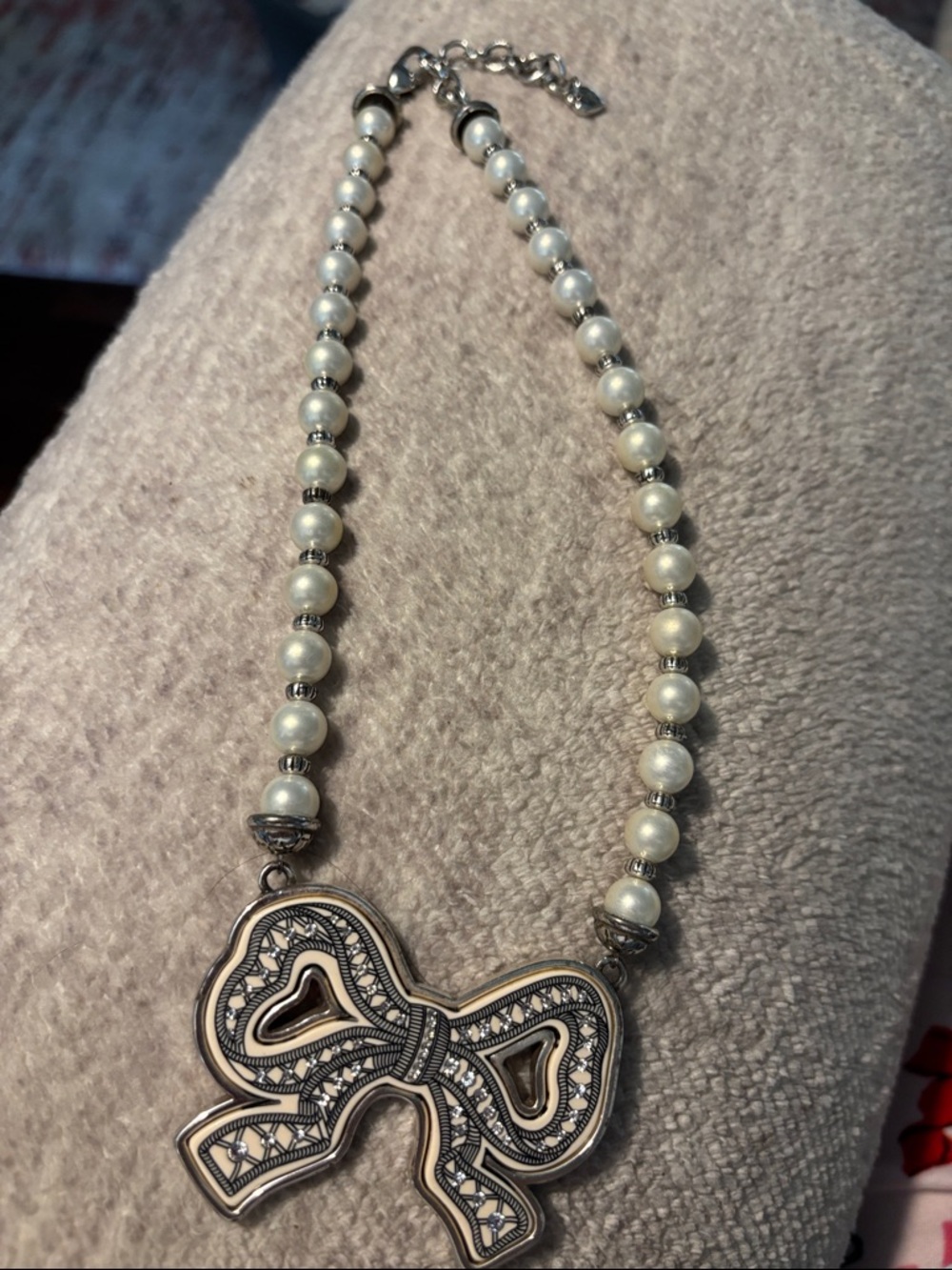 Brighton Pearl Beaded Necklace with Decorative Bow Pendant. EUC